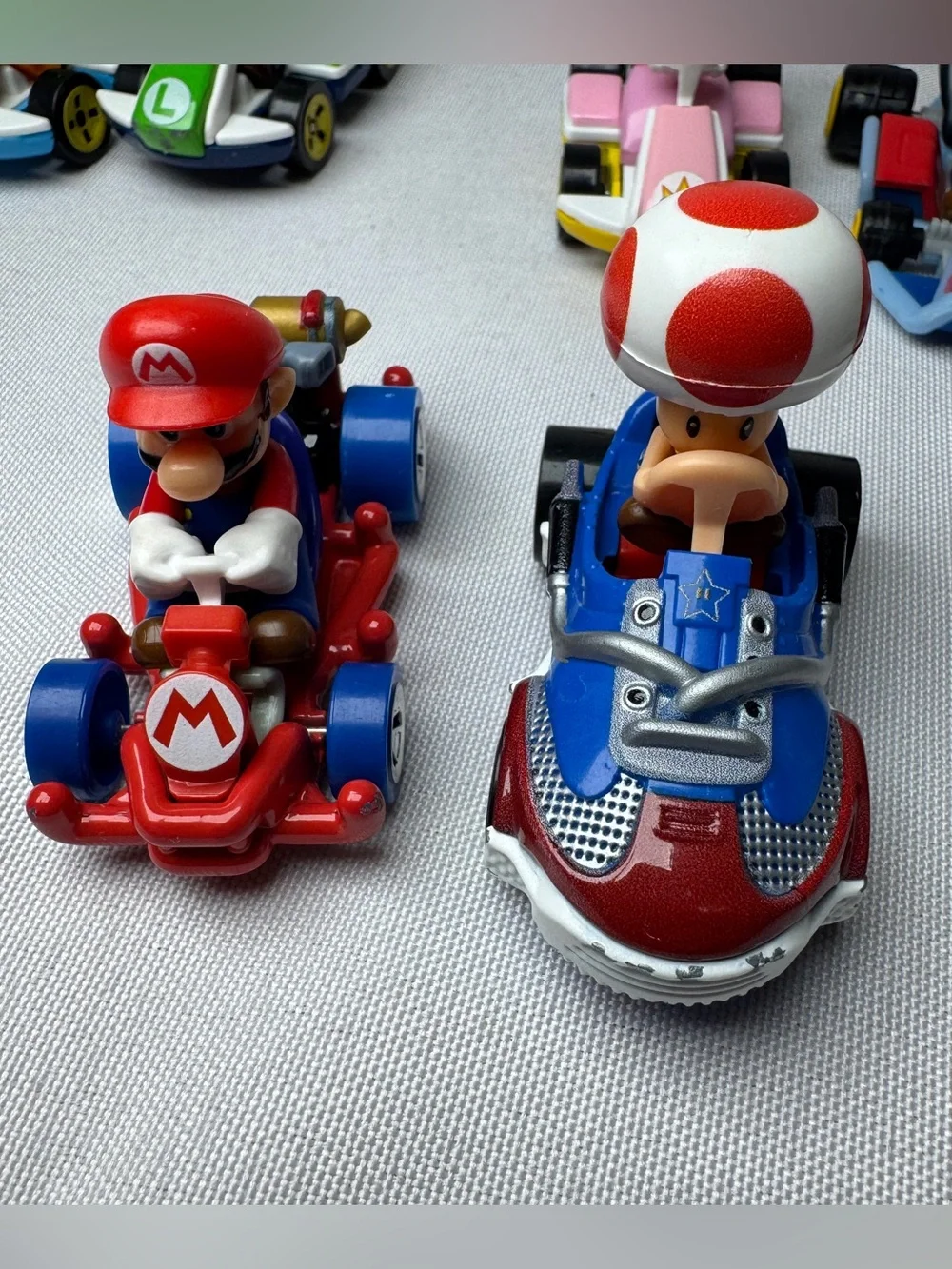 Lot of 8 Nintendo Mario Kart Toy cars Set